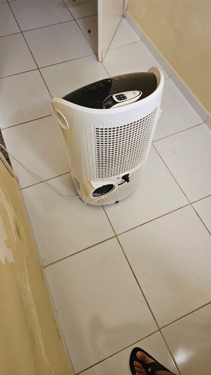 Ar condicionado portátil midea - Foto 2
