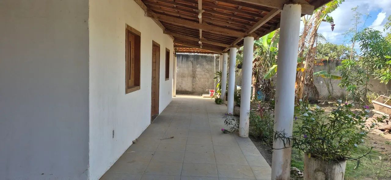 Casa nova, ampla e pronta pra morar