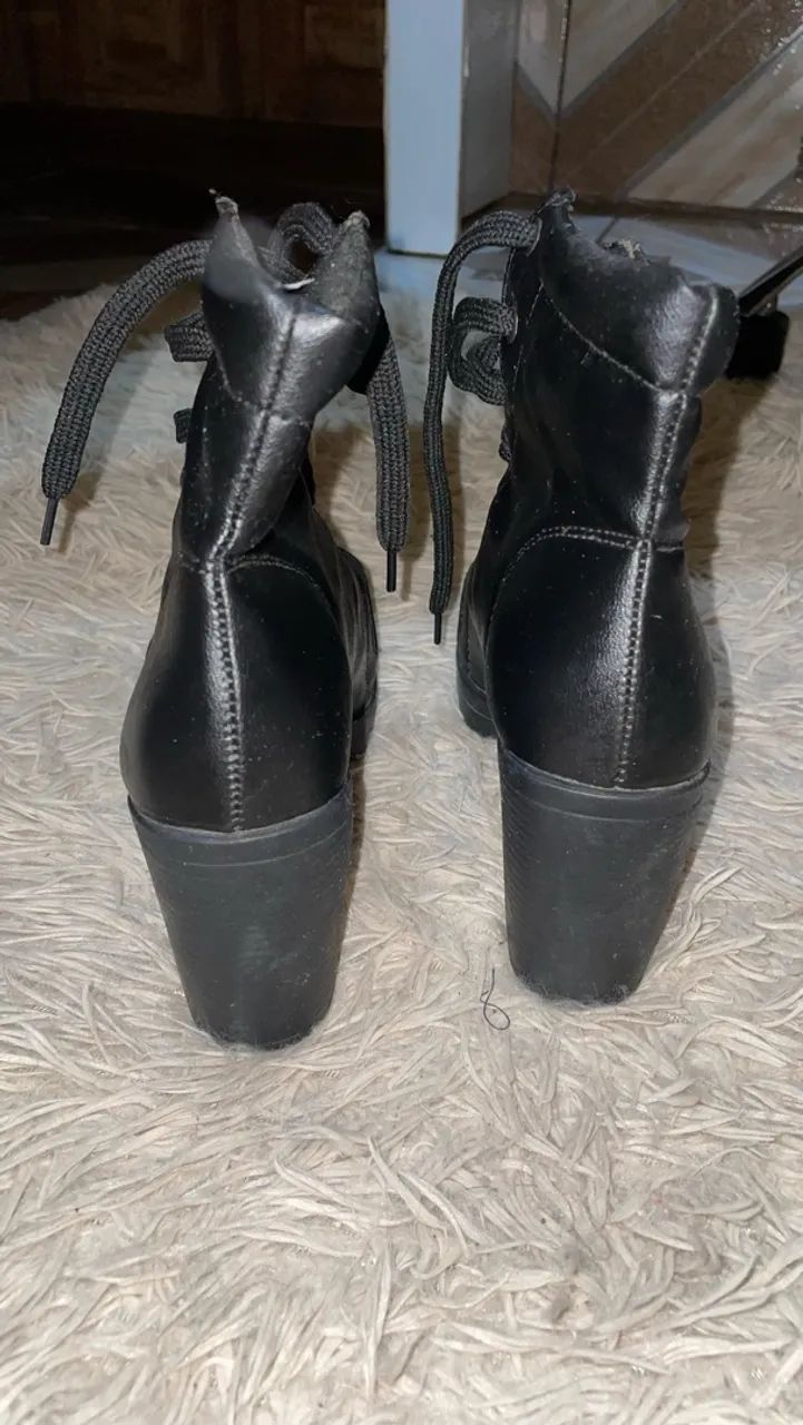 Par de botas à venda - Foto 4
