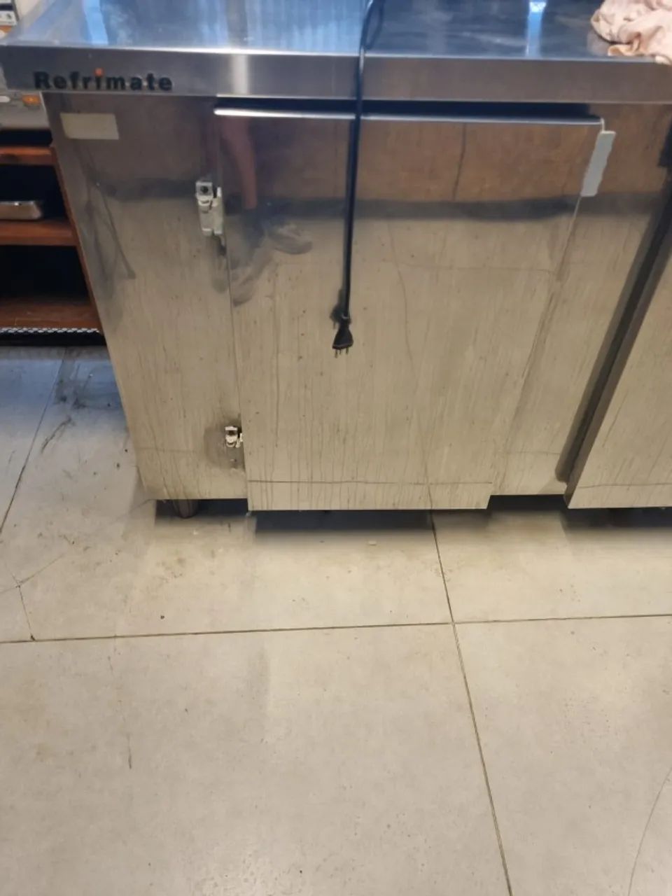 Balcão refrigerado inox 2 portas Refrimate - Foto 2