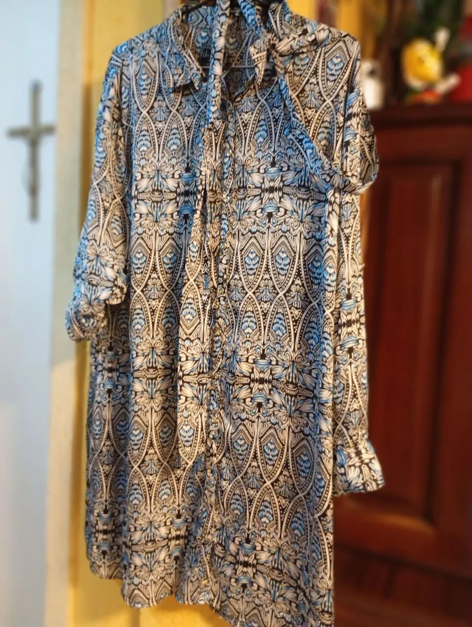 Vestido azul florido com cinto GG 