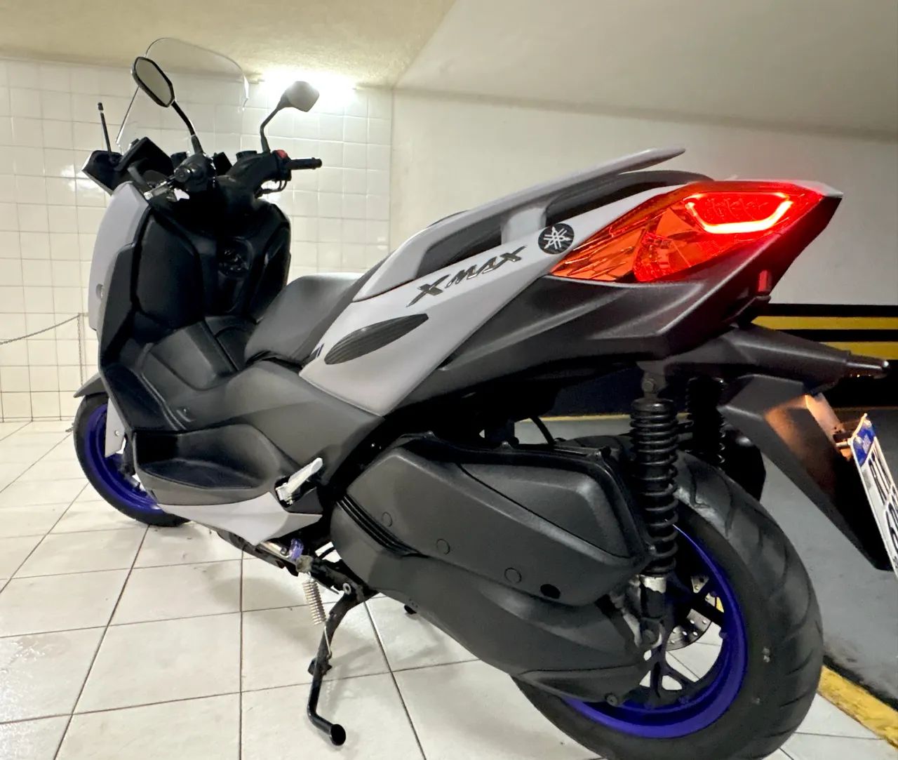 XMAX 250 COM APENAS 4.500km - Foto 4