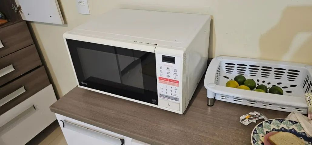 Micro-ondas LG 30L 