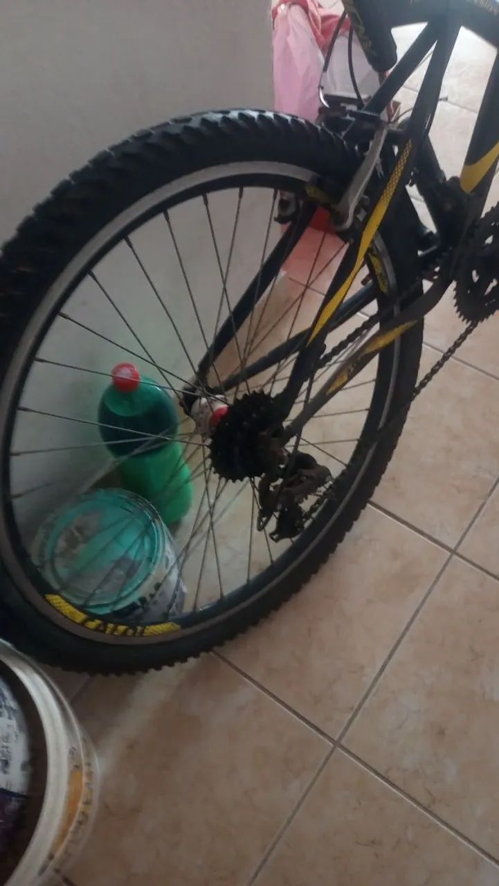 Bicicleta Caloi andes aro26, 21 macha  - Foto 4