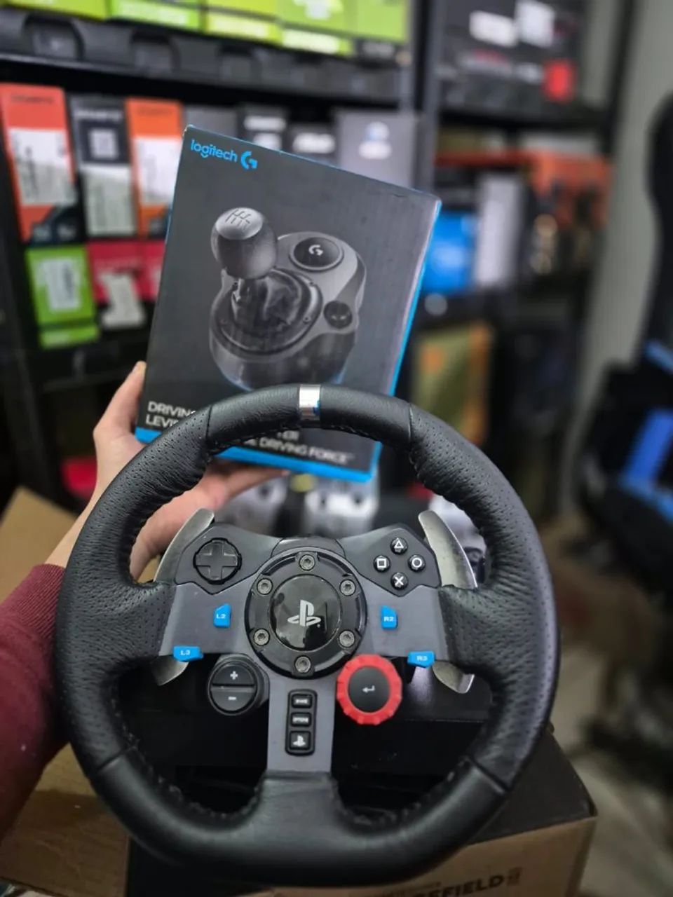 Volante Logitech G29 Completo com câmbio H funcionando perfeitamente!!!