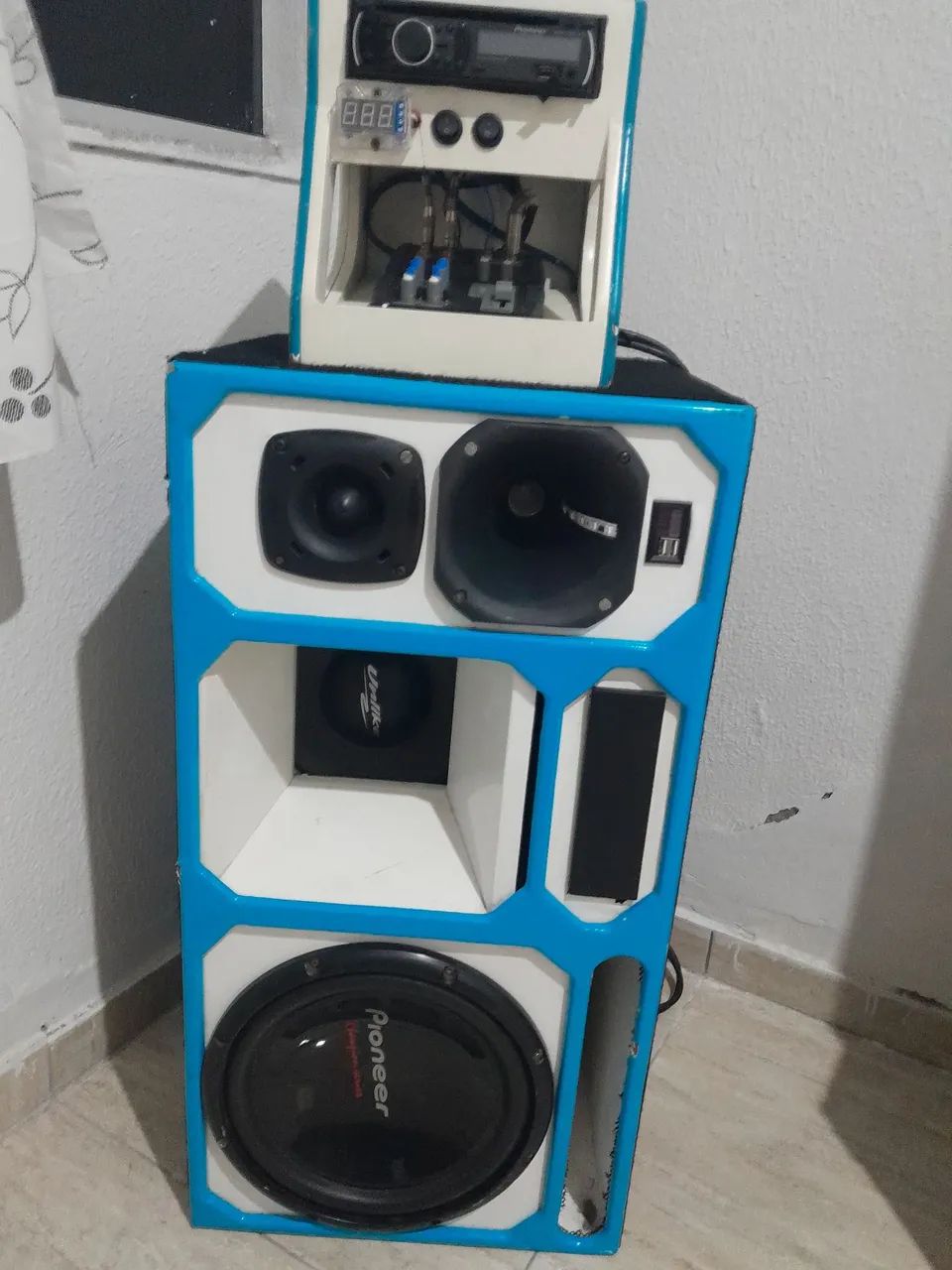 Caixa Bob com Rack e som pionierr
