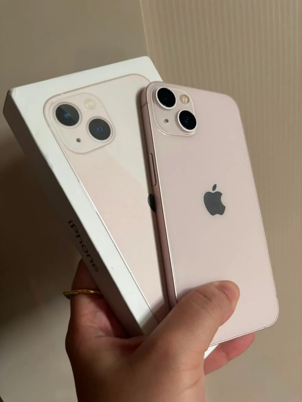 iPhone 13