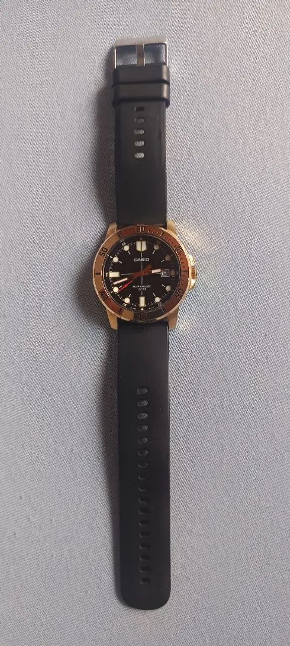Relógio Casio Dourado original com Case 
