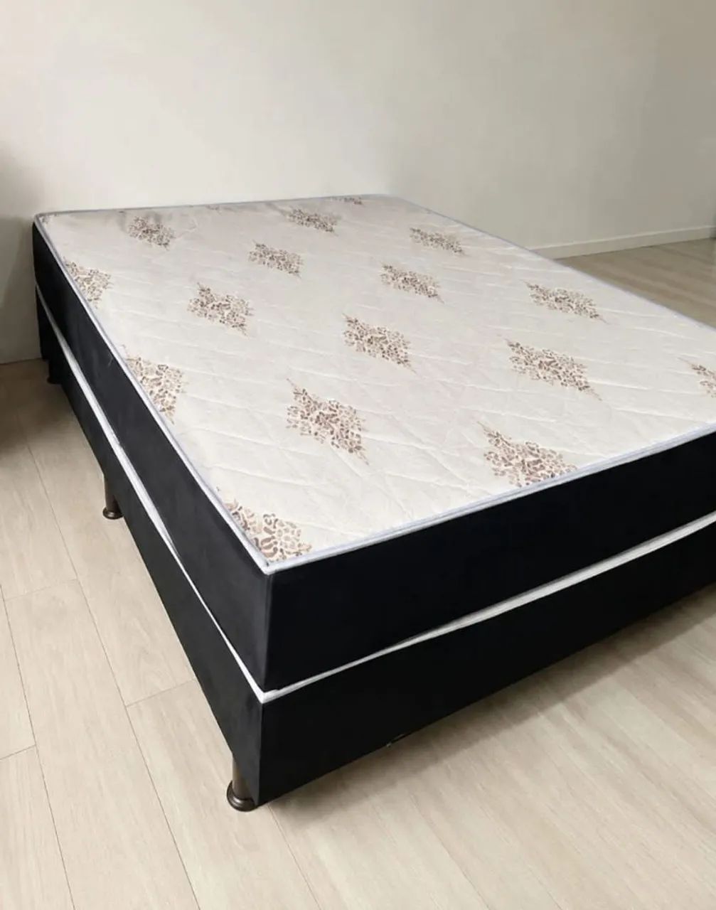 CAMA CASAL BOX CONJUGADA COM COLCHÃO DE 20CM COM MOLASFRETE GRÁTIS 
