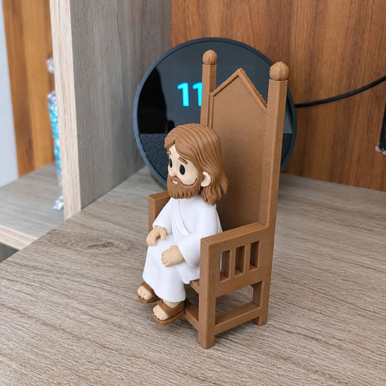 Decoração Mini Jesus Sentado no Trono 11cm - Foto 2