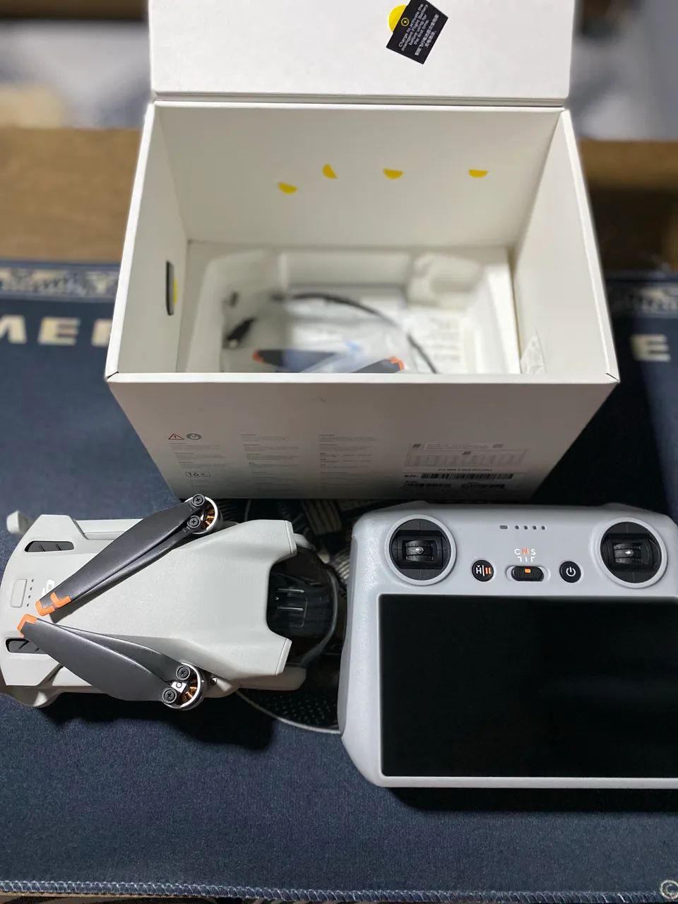 Drone DJI Mini 3 RC - Foto 3