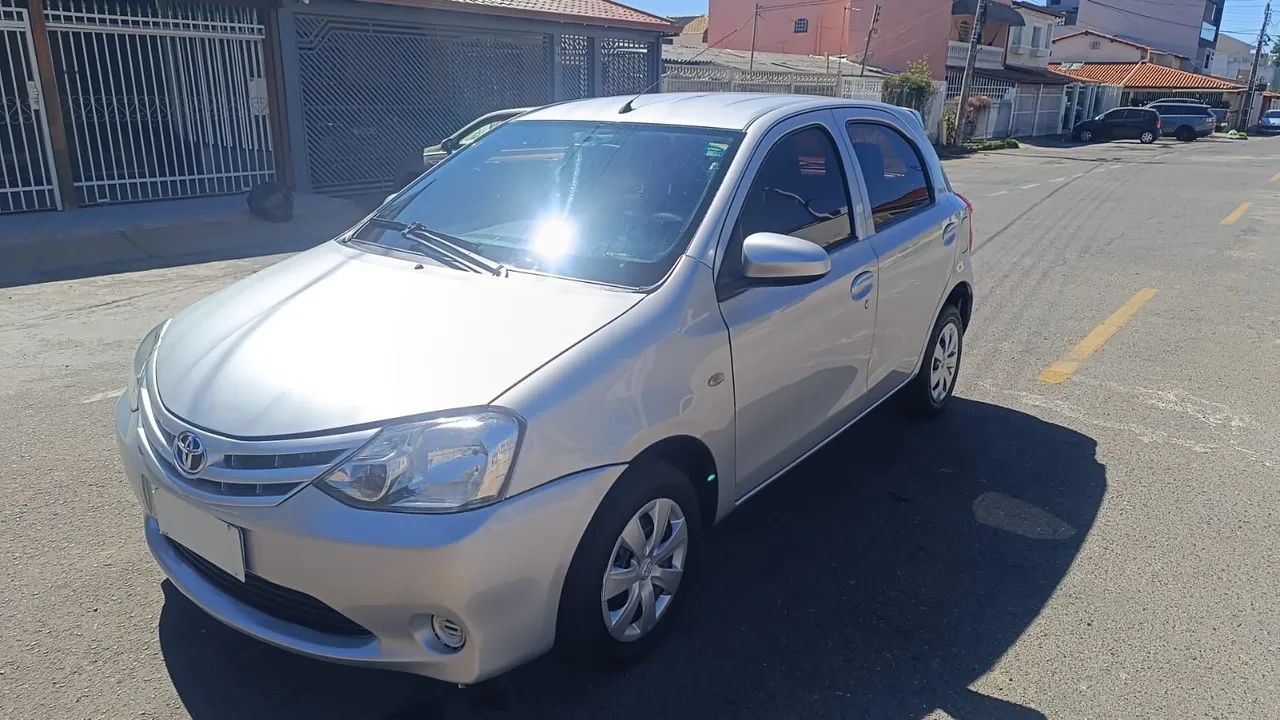Toyota Etios 2015