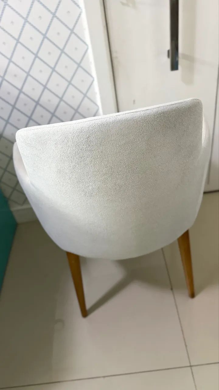  Jogo com 4 Poltronas Estofadas Modernas (Pés Palito) - Foto 2