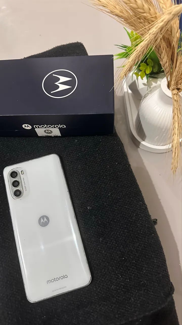 Moto g52