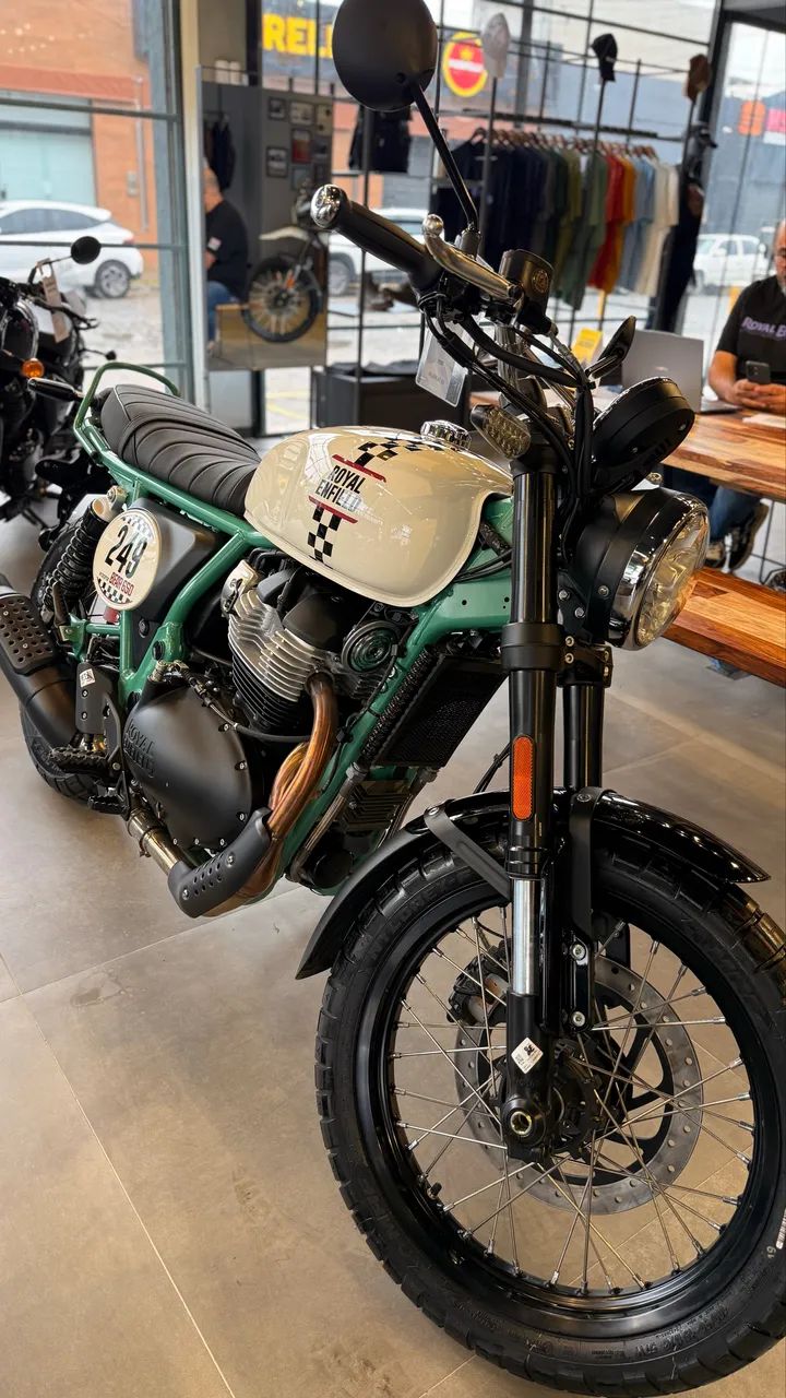 ROYAL ENFIELD - BEAR 650 