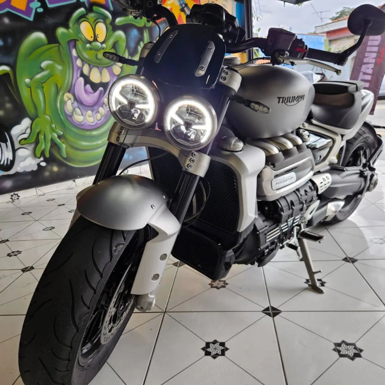TRIUMPH ROCKET III R - Foto 4