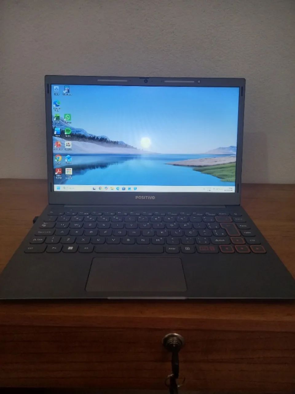 Notebook Positivo novo com acessórios  - Foto 3