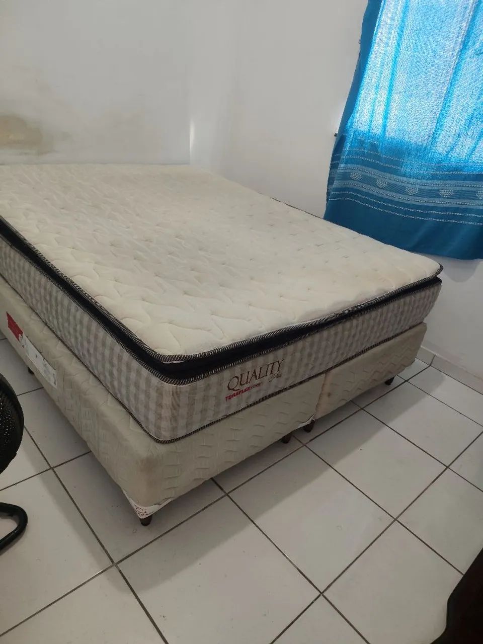 Cama box Queen 