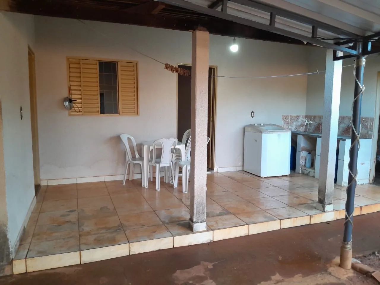 Barracão com 2 quartos, sala , cozinha banheiro e 2 garagem coberta  - Foto 3