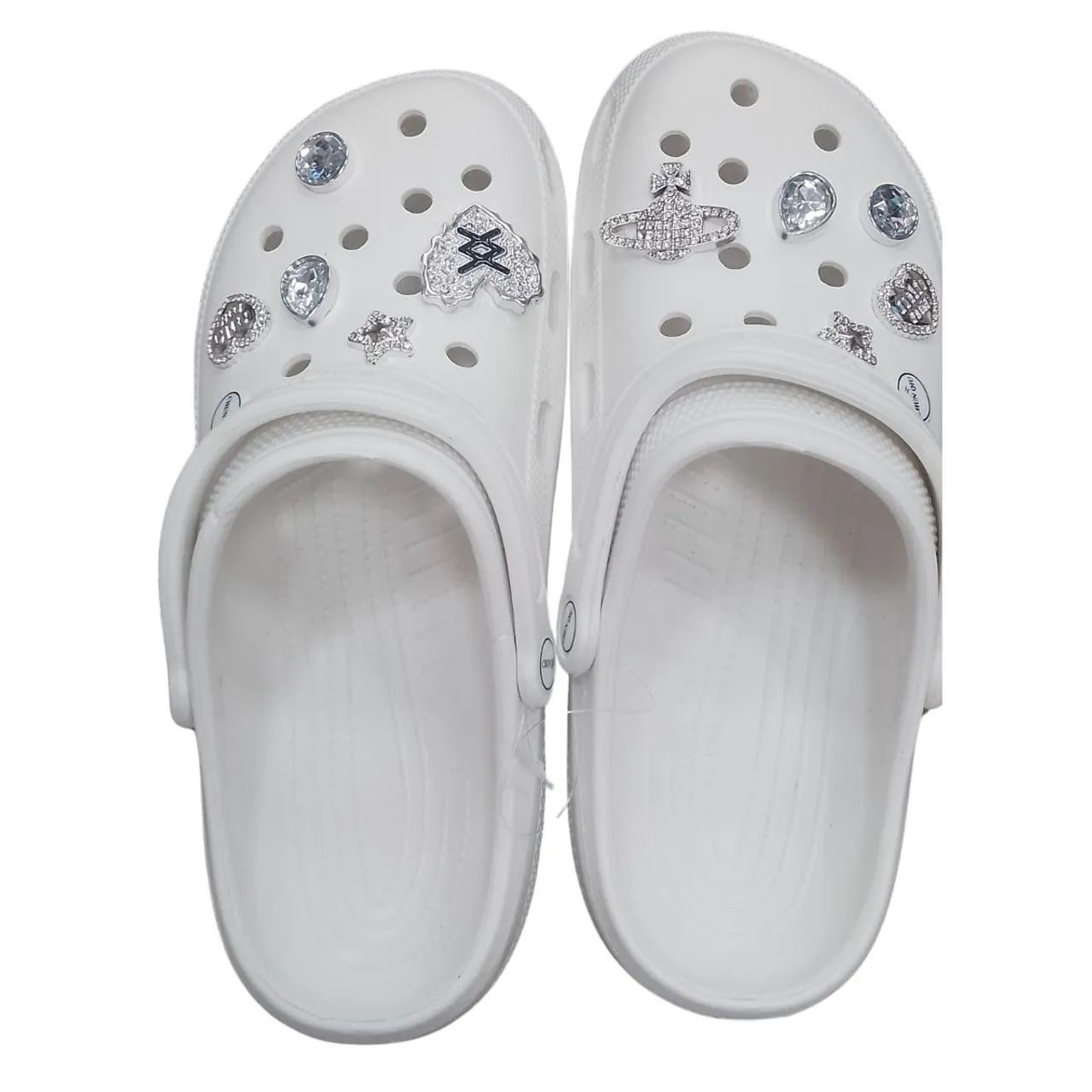 Chinelo confortável antiderrapante com acessórios 