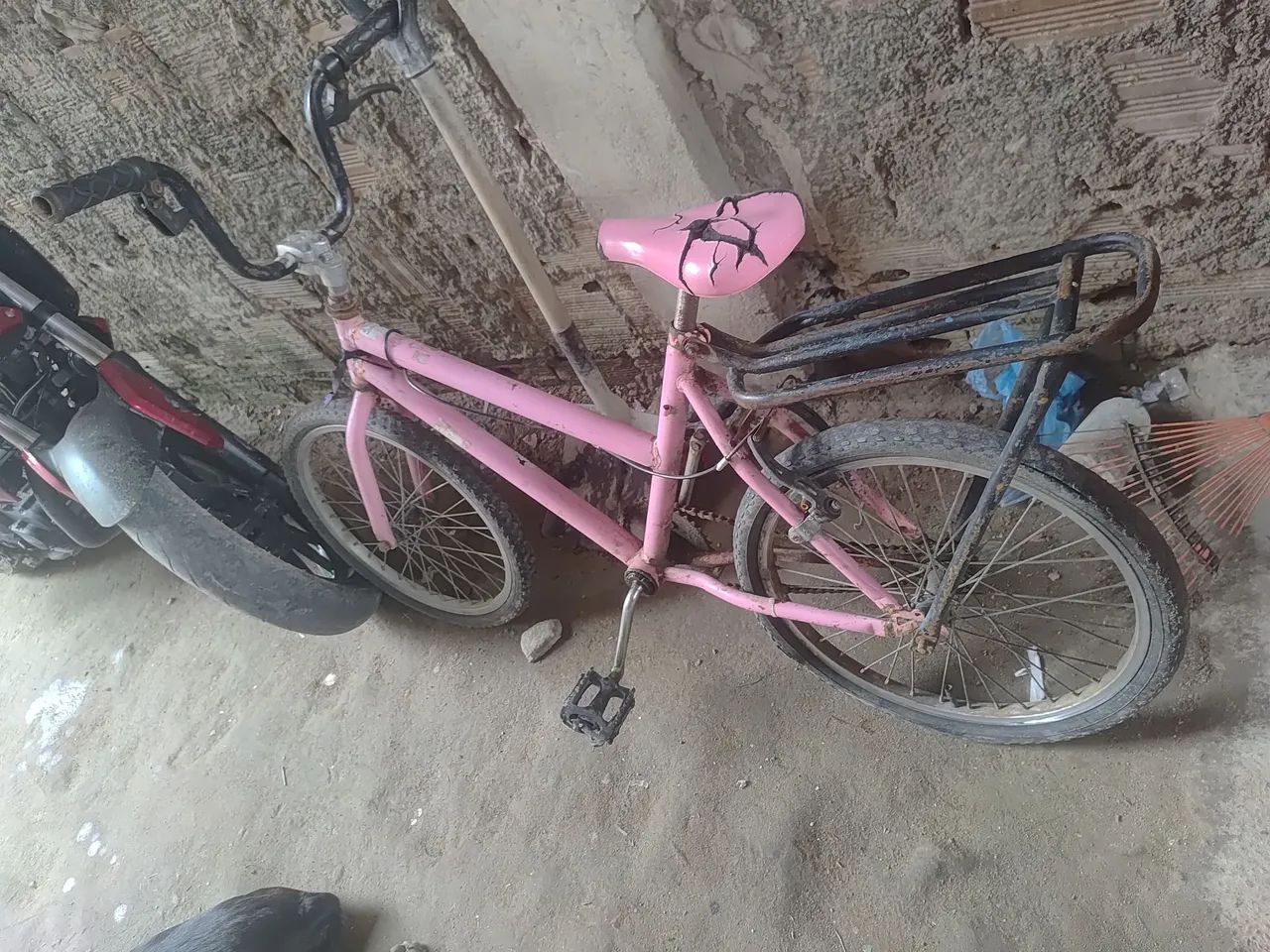 Vendo 2 bicicleta pequena