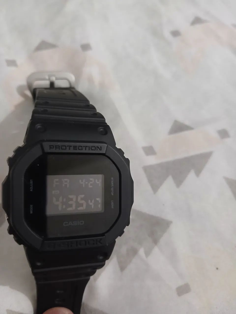 Relogio casio  dw5600 . consigo parcelar no cartão. 
