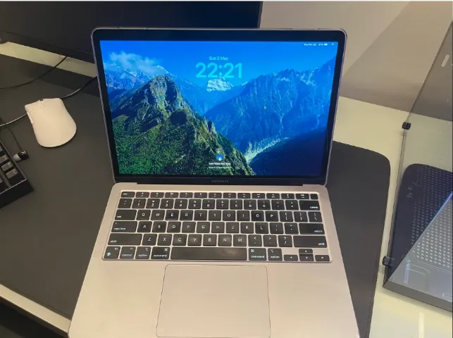 MacBook Air M1 8/256GB 95% de saúde de bateria - Notebooks