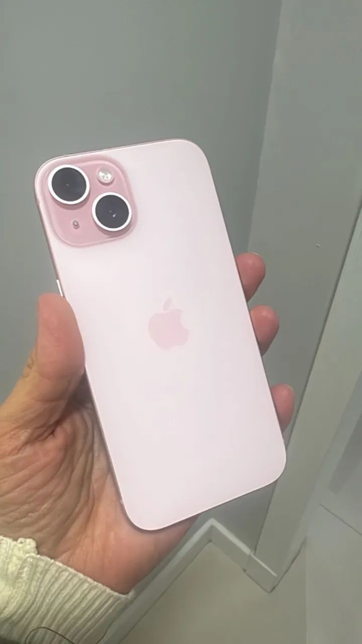 iPhone 15 128GB