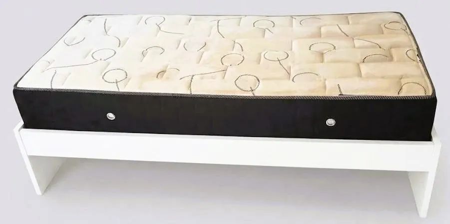 Cama Solteiro base madeira patinada branco Colchão solteiro Ortobom Pró Saúde Pró Força   - Foto 3
