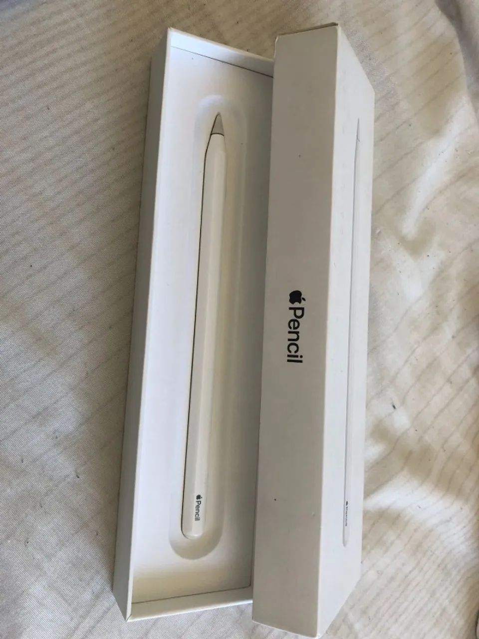 iPad Air (5ª geração) 64 GB azul + Apple Pencil + capinha com
