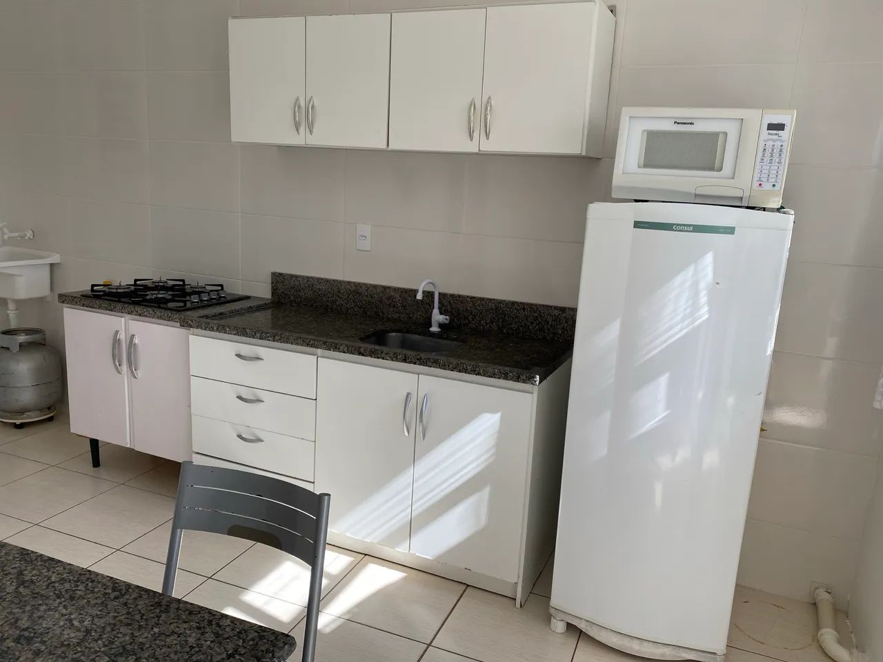 Alugo apto de 1 quarto próximo à faculdade Estácio de Sá  - Foto 2