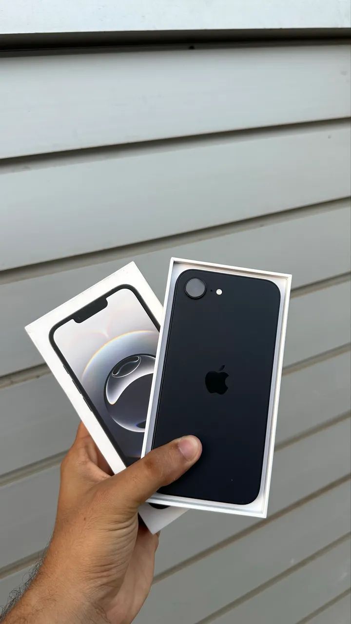 iPhone 16e (garantia Apple).