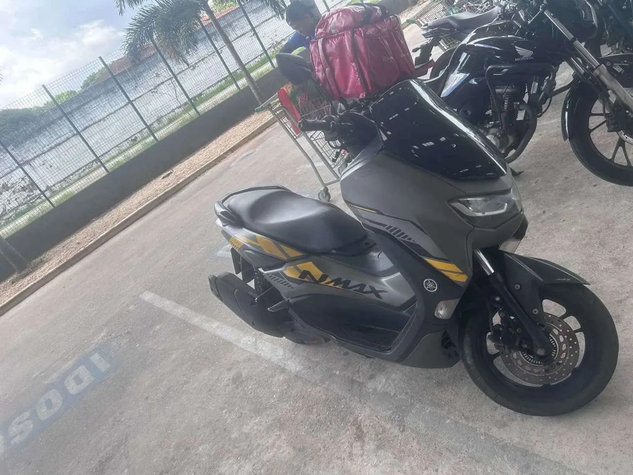 Vendo nmax 2023 - Foto 4