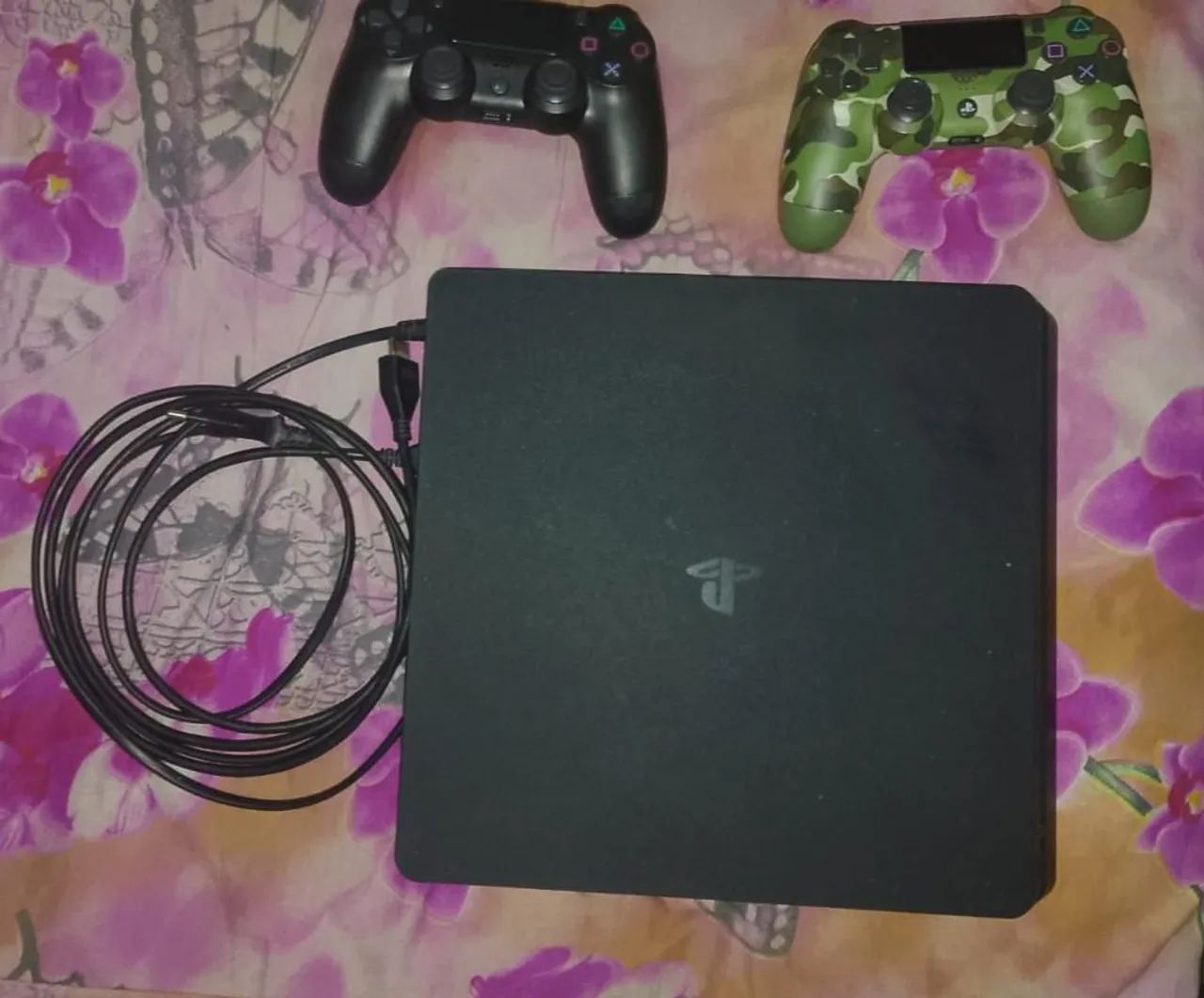Playstation 4 slim 1TB  - Foto 2
