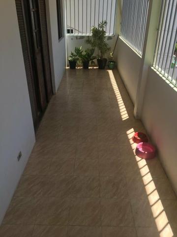 Casa em Itapuã, 1° andar, 3/4 + dependência - Foto 5