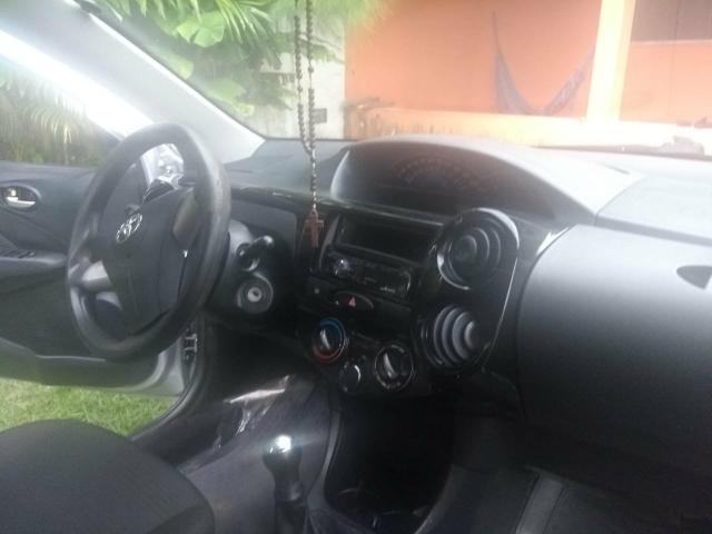 Toyota Etios Sedan 1.5 - Foto 4