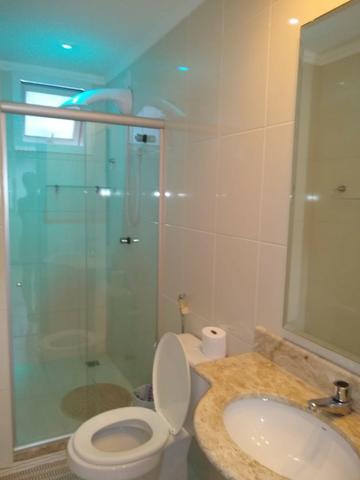 Casa em condomínio fechado 4/4 quatro quartos 222 m2 500 m2 de terreno Jaguaribe - Foto 3