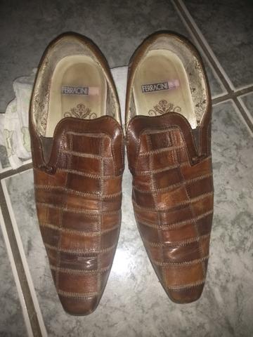 Sapato Ferracini