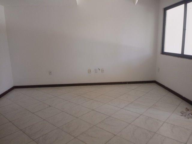 Casa de condominio para locação perto do farol de itapua, 3/4 suite, piscina, nascente - Foto 6