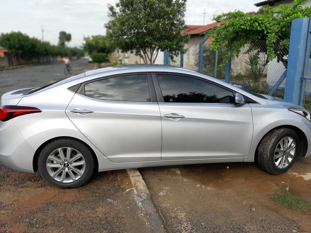 Elantra 2015 - Foto 7