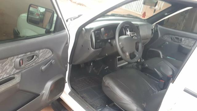 Vende se l200 pega outro carro menor valor - Foto 4