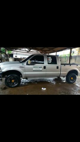 Vendo F250 XLT Diesel 4×4 - Foto 6