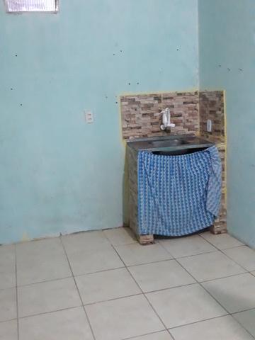 Aluga-se kitnet com 2 quartos - Foto 3