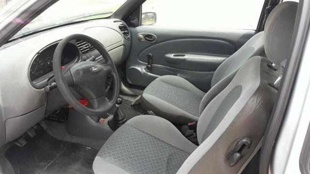 Ford fiesta gl ano 2000 - Foto 11