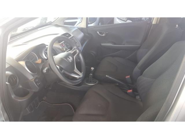 HONDA FIT 1.4 LX 16V FLEX 4P MANUAL 2010 - Foto 5