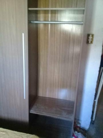 Vende-se um guarda roupa semi novo - Foto 5