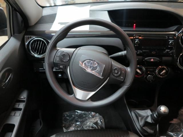 TOYOTA ETIOS 1.5 X PLUS SEDAN 16V FLEX 2019 - Foto 10
