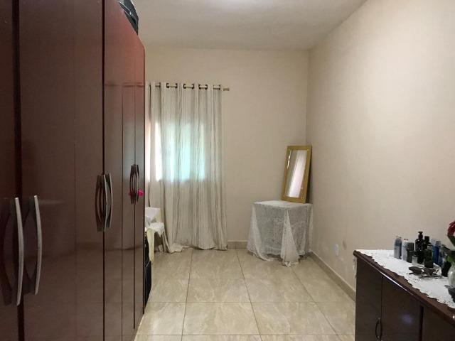 Excelente Casa, 3 Qts Sendo 1 Suíte, Laje, Cerâmica, Lazer no Piso Superior! - Foto 7