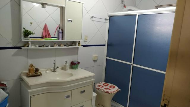 Casa averbada! vendo ou troco por chácara - Foto 10