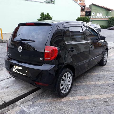 Fox 1.6 completo, doc 20, financio, passo cartão, aceito carro ou moto, só chamar - Foto 4